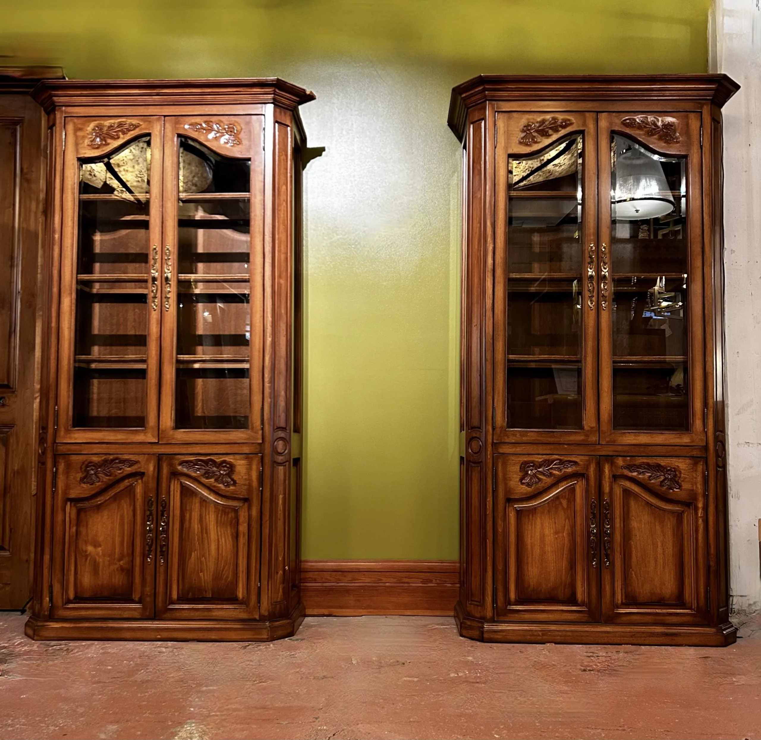 Display Cabinet, Curio Wood Cabinet with Glass Shelves, Interior Lighting